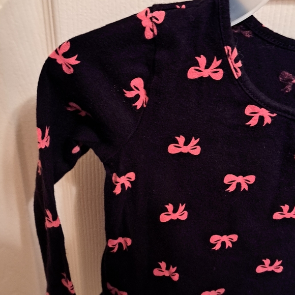The Children's Place Black and Pink Bow Kids Top good preloved condition. - Picture 3 of 4
